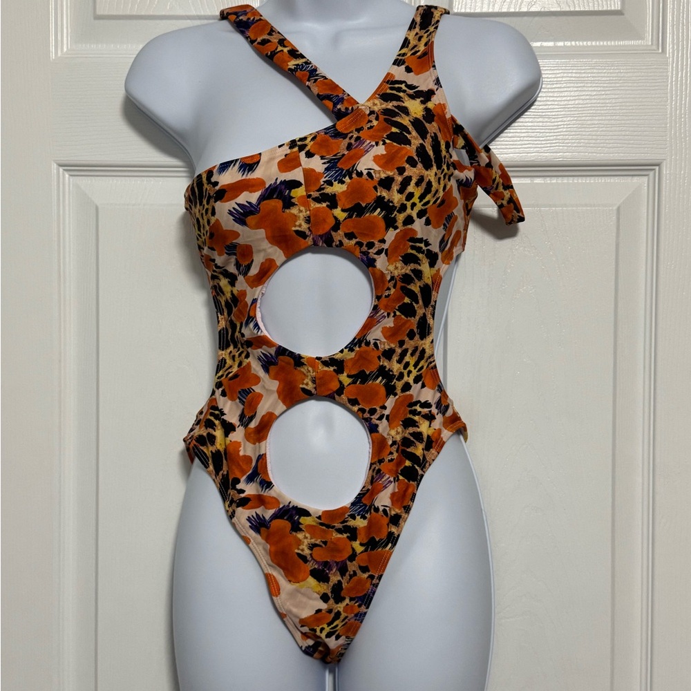 Leopard Print One Shoulder Cutout Swimsuit